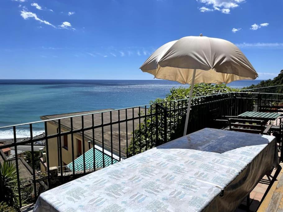 Ocean View Villa With Fast Wi-Fi And Elevator To Town Levanto Luaran gambar